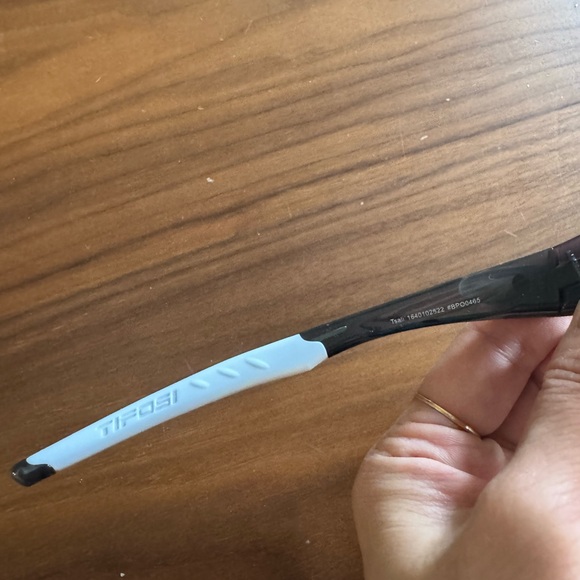 Tifosi Tisali Sunglasses - Picture 6 of 6